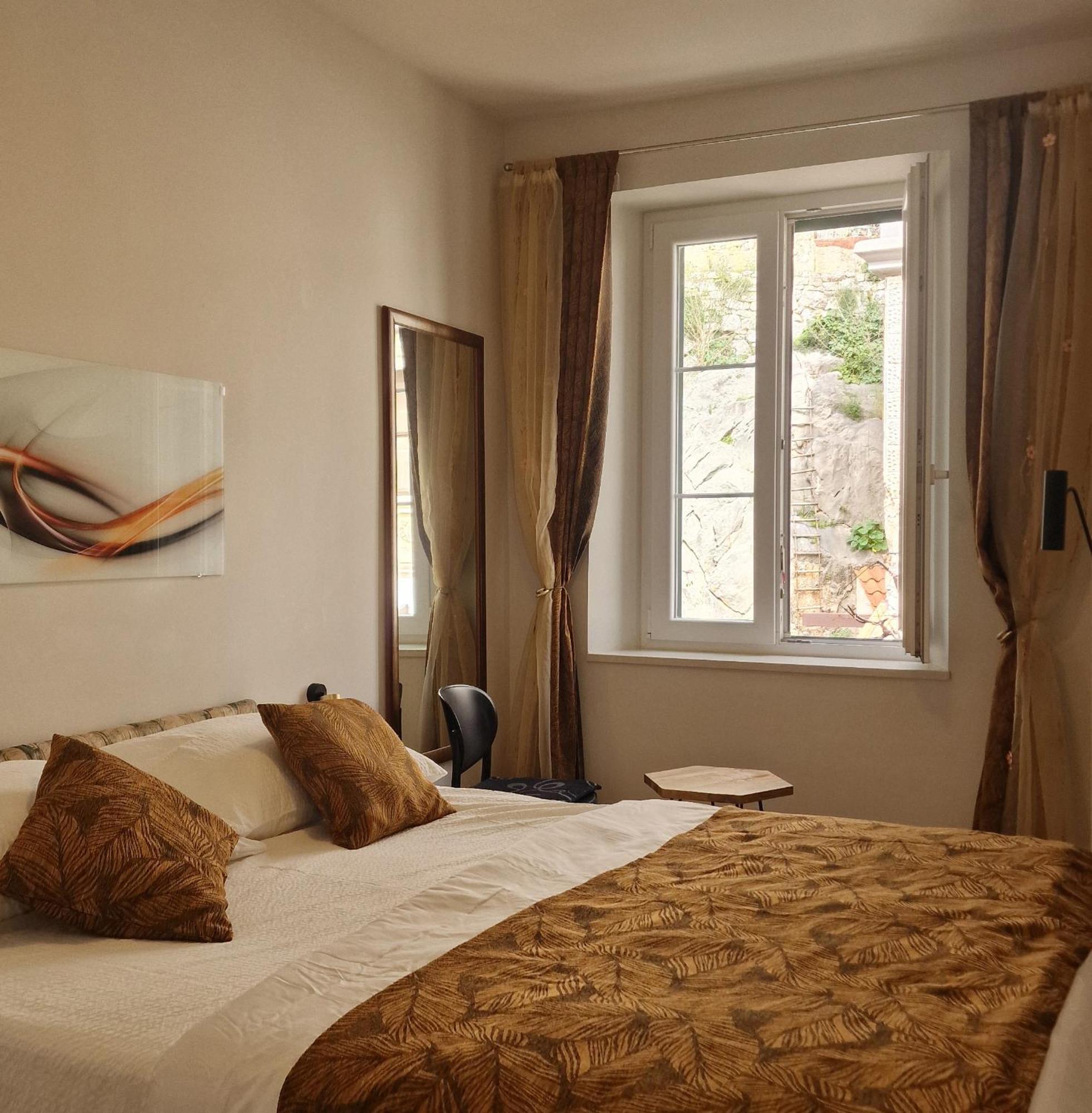 Old Town Apartment Omiš Εξωτερικό φωτογραφία